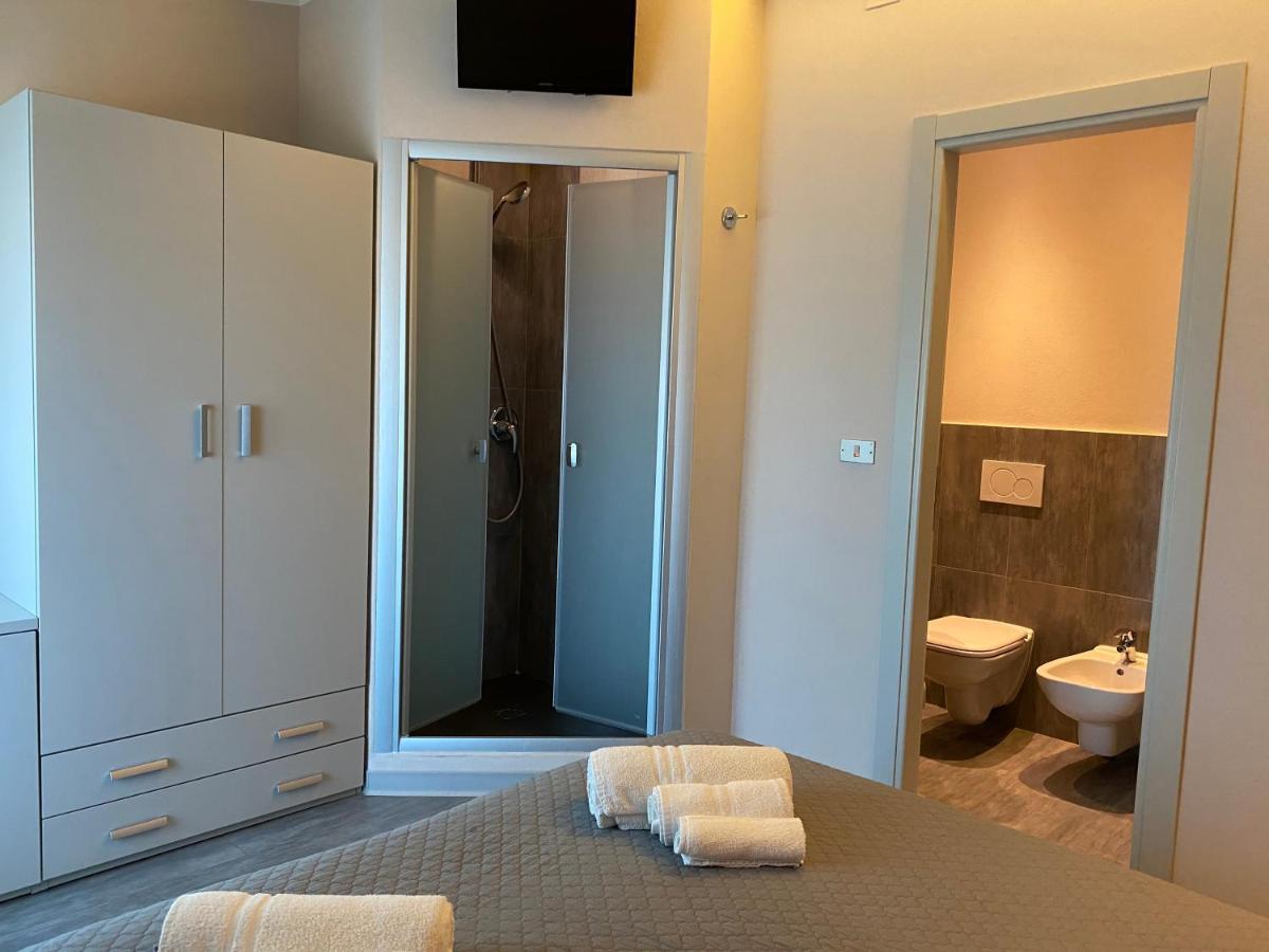 Hotel Moderno - Bed & Breakfast 체르비아 외부 사진