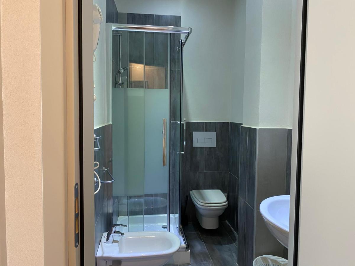 Hotel Moderno - Bed & Breakfast 체르비아 외부 사진