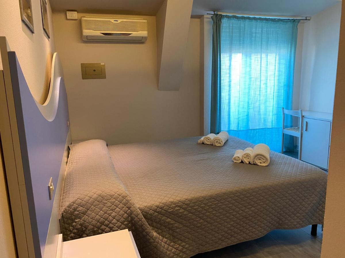 Hotel Moderno - Bed & Breakfast 체르비아 외부 사진