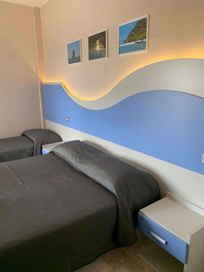 Hotel Moderno - Bed & Breakfast 체르비아 외부 사진