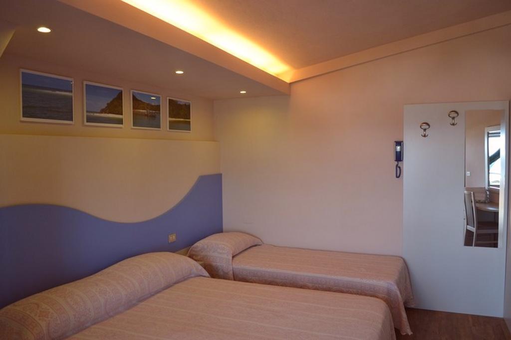 Hotel Moderno - Bed & Breakfast 체르비아 객실 사진